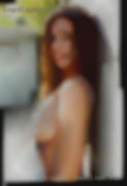 Couple now look for naked a bi male to join.