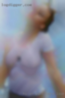 Hi on want here looking fuck to date casually.
